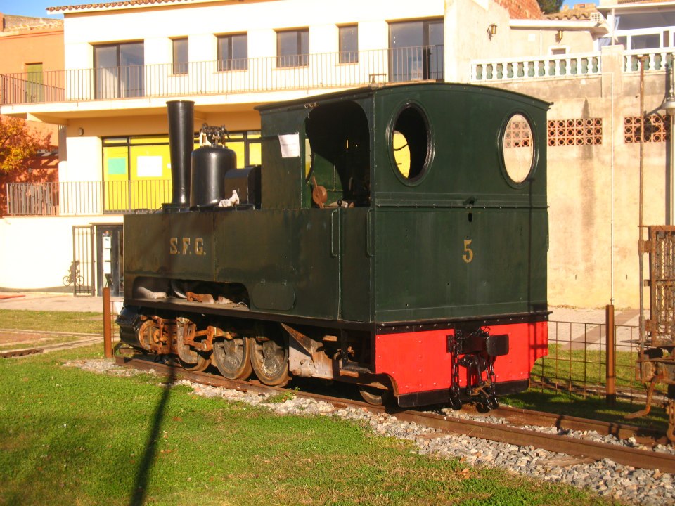 102